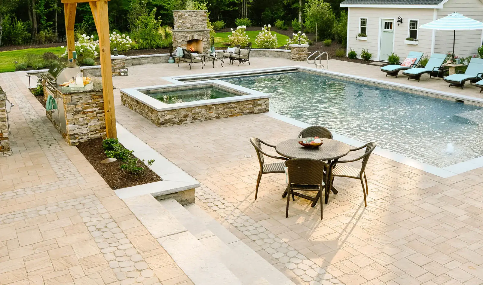 An Ashland Backyard Vacation