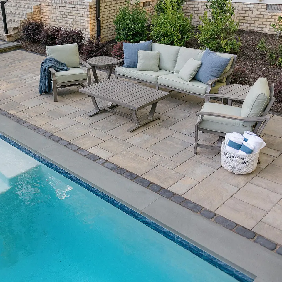 Tucked In: A Tuckahoe Pool Retreat