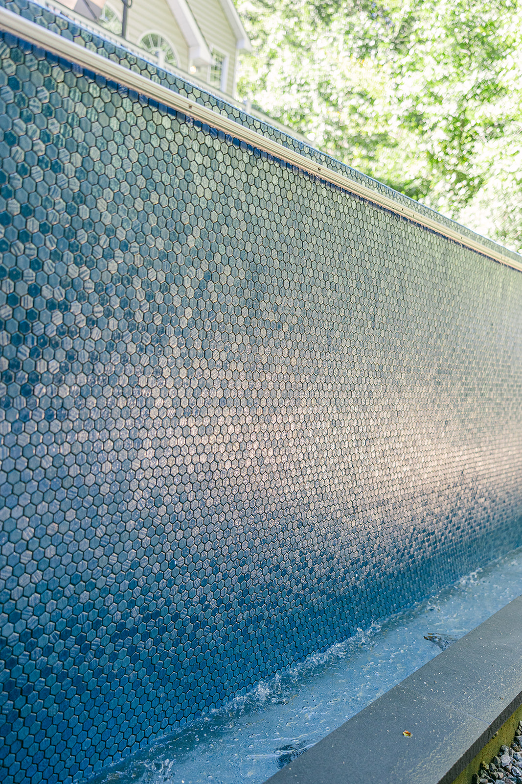 Primera Stone in Sapphire Treasure interior pool finish