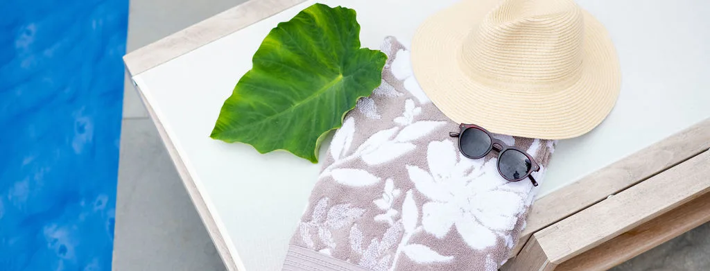 Pool with hot tub and bluestone patio