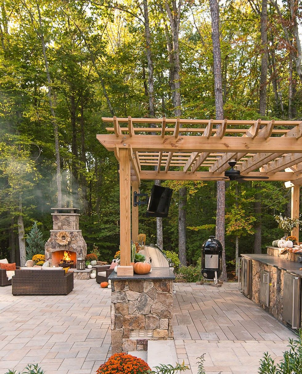 <div>Typical Range: $115,000 - $155,000</div>