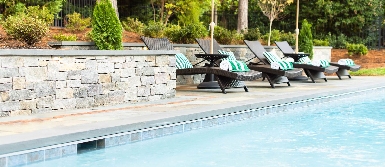 Swimming pool and pool lounge chairs in richmond virginia